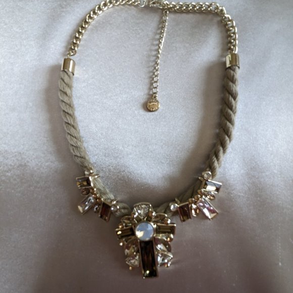 RHINESTONE CROSS RW &CO necklace - Picture 2 of 6